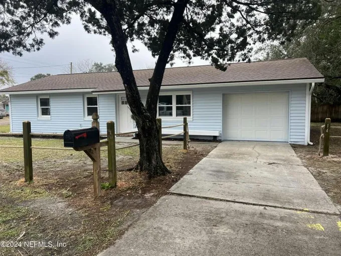 914 JASMINE ST, Fernandina Beach, FL 32034 Single Family Residence For Sale  MLS# 2007402