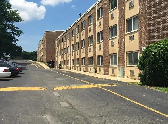 4200 Woodhaven Rd unit T7 - Philadelphia, PA 19154 - Home For Rent
