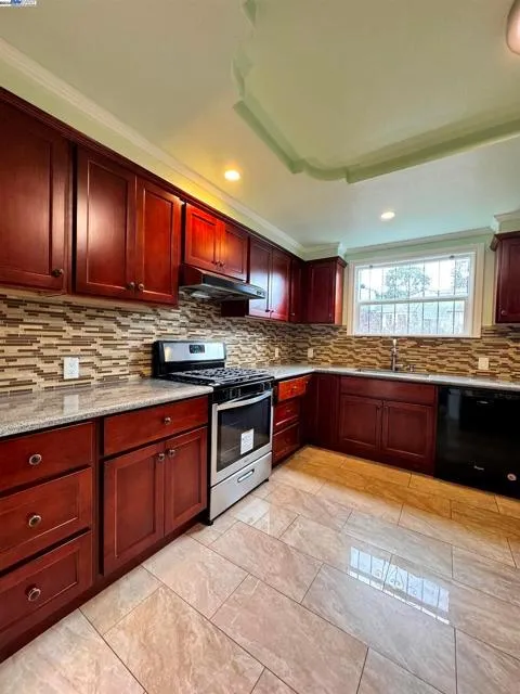 4429 San Carlos, Oakland CA 94601 for Sale