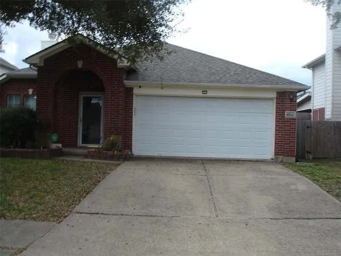 8526 RALSTONS RIDGE DR, Houston, TX 77083 for Rent