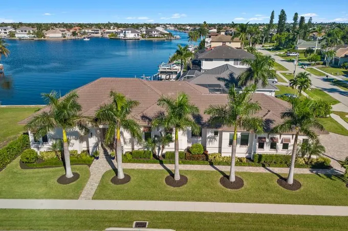 Marco Island, Collier County, FL House for sale Property ID: 418085802
