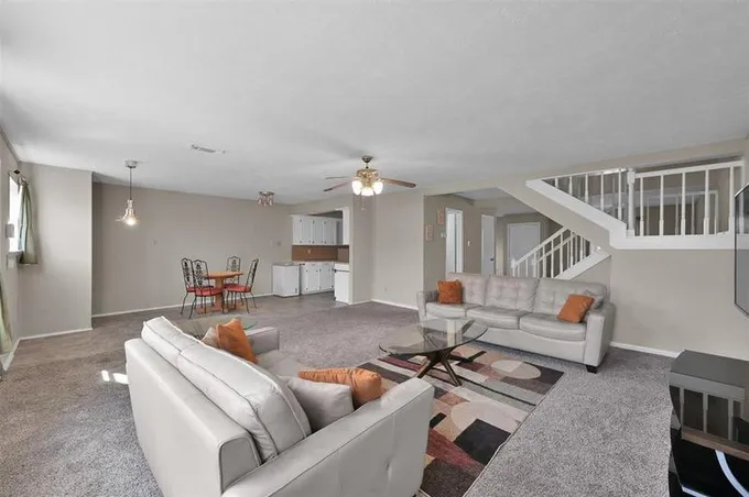 11673 Sabo Rd C, Houston, TX 77089 for Sale