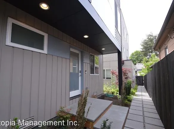 5266 Brooklyn Ave NE - Seattle, WA 98105 - Home For Rent