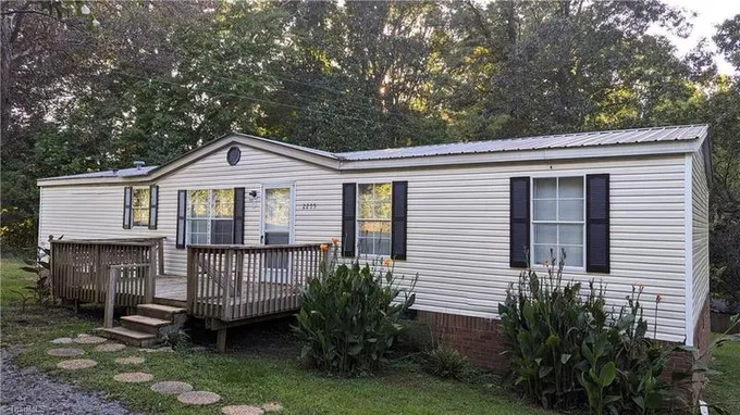 Sophia, Randolph County, NC House for sale Property ID: 417564129