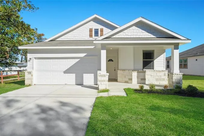 744 Brown Street, Dayton, TX 77535 for Sale