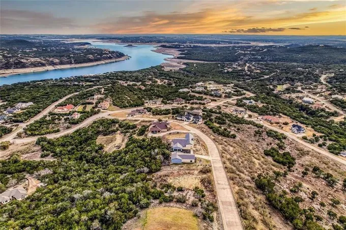 17901 Ranchland Hills Vis, Jonestown, TX 78645 for Sale