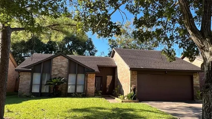 3022 Frontier Dr, Sugar Land, TX 77479 for Rent
