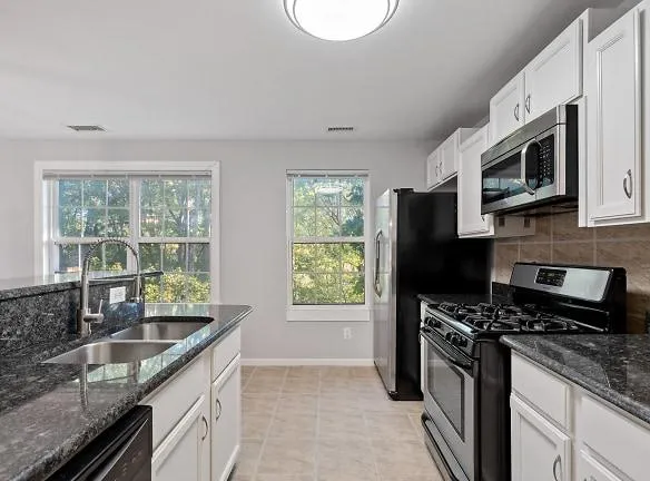 7914 Gilead Rd - Huntersville, NC 28078 - Home For Rent