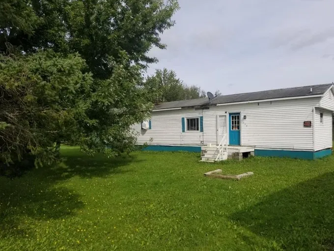 Limestone, Aroostook County, ME House for sale Property ID: 417695264