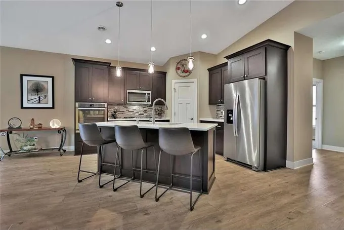10128 Kissell Court NE, Blaine, MN 55014  624394330 for Sale