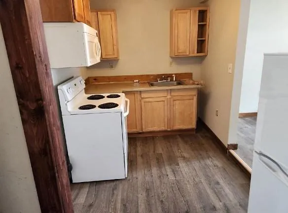 413 E Market St unit 2 - Pottsville, PA 17901 - Home For Rent