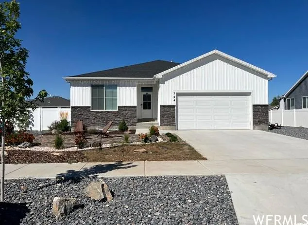 524 S 690 E, Hyrum, UT 84319 - MLS 1964666 for Sale