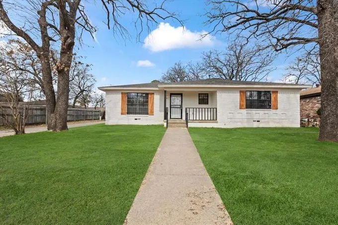 10315 Springhaven Dr, Dallas, TX 75217 for Sale
