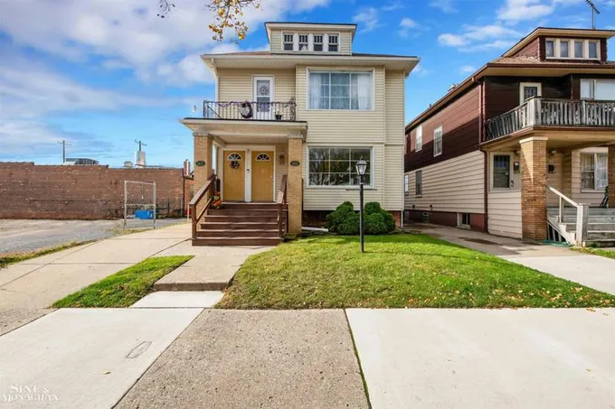 1411 WAYBURN ST APT 1413, Grosse Pointe Park, MI 48230 Multi Family For Sale  MLS# 50133173 for Rent