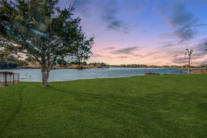 878 Colina Pkwy, Farmersville, TX 75442 for Sale