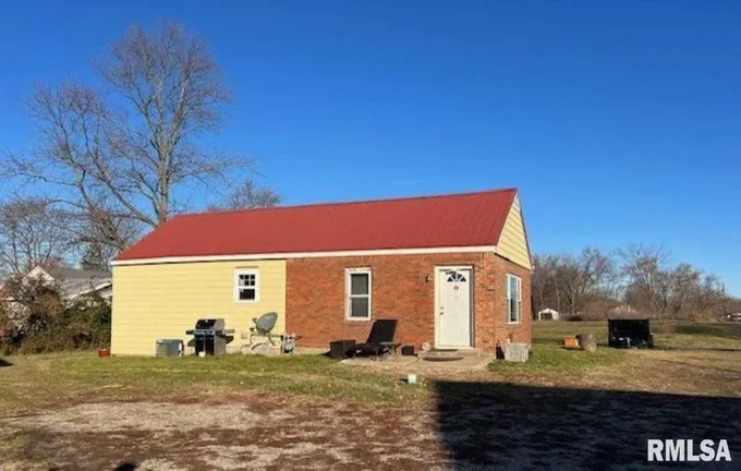 2392 WASHINGTON Road, Washington, IL 61571  623707716 for Sale