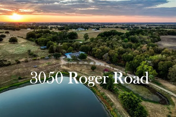 3050 Roger Road, Brenham, TX 77833 for Sale
