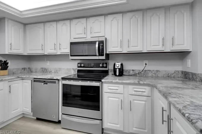 4120 Steamboat Bend E #101, Fort Myers, FL 33919 - MLS 224004914 for Sale