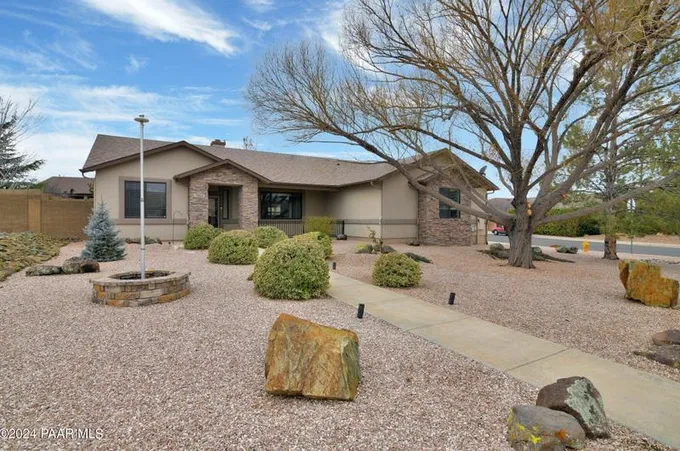 7821 E Big Star Trail, Prescott Valley, AZ 86315 - MLS 1061774 for Sale