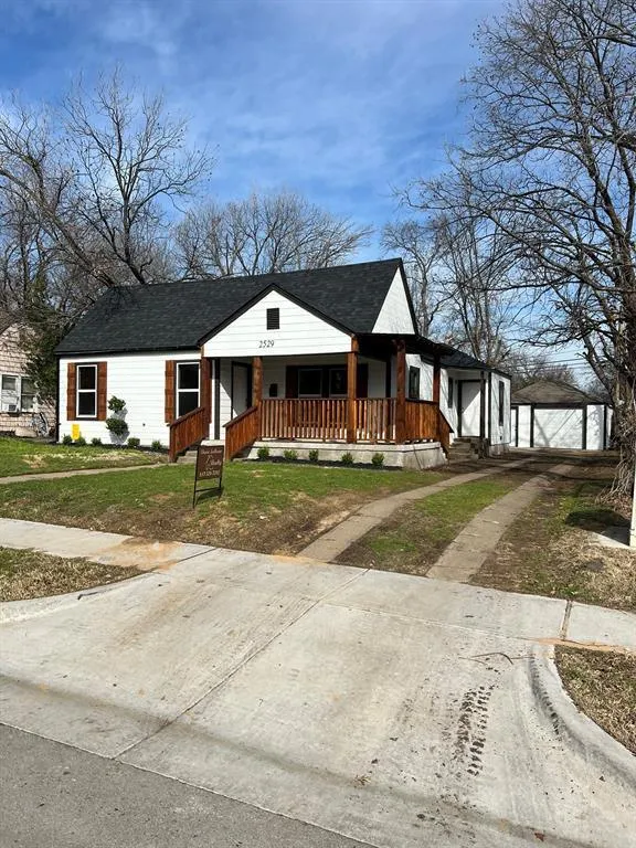 2529 Yucca Ave, Fort Worth, TX 76111 for Sale