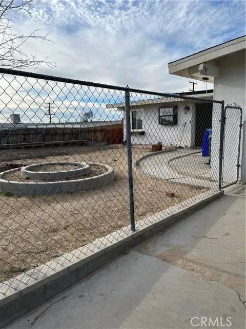 25524 Dayton, Barstow CA 92311 for Sale