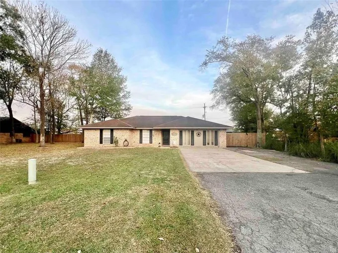 255 Concord Street, Vidor, TX 77662 for Sale