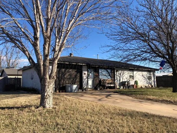 1200 Haskell Street, Wellington, TX 79095 for Sale