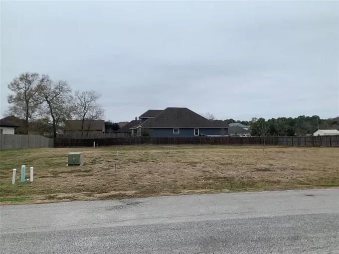 4936 Bayou Drive, partinson, TX 77539 for Sale