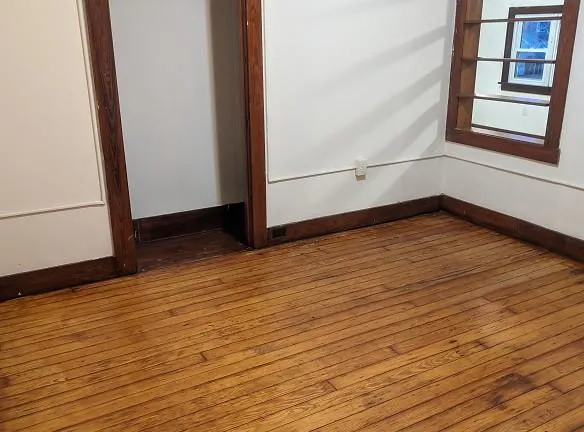 20 S Tremont St unit 2 - Tremont, PA 17981 - Home For Rent