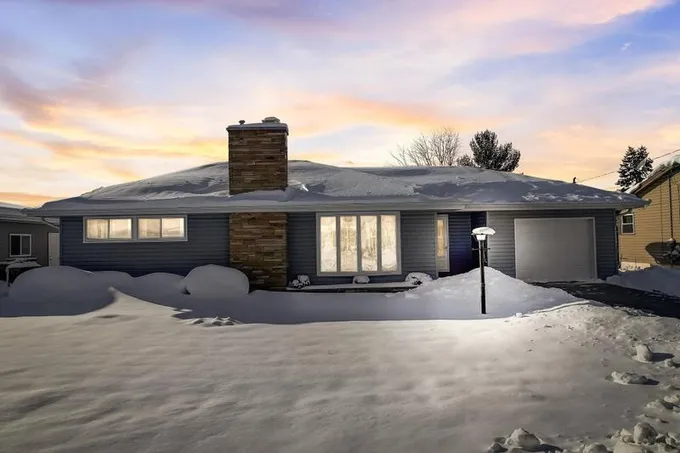 1512 Sandy Lane, Watertown, WI 53098 for Sale
