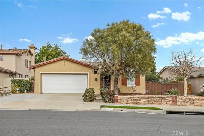 23770 Aspen Drive, Murrieta, CA 92562 for Sale