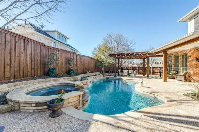 5203 Cree Dr, Frisco, TX 75034 for Sale
