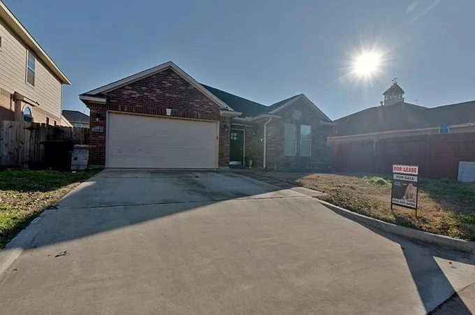 13207 Campeachy Cir, Houston, TX 77083 - MLS 19073777 for Rent