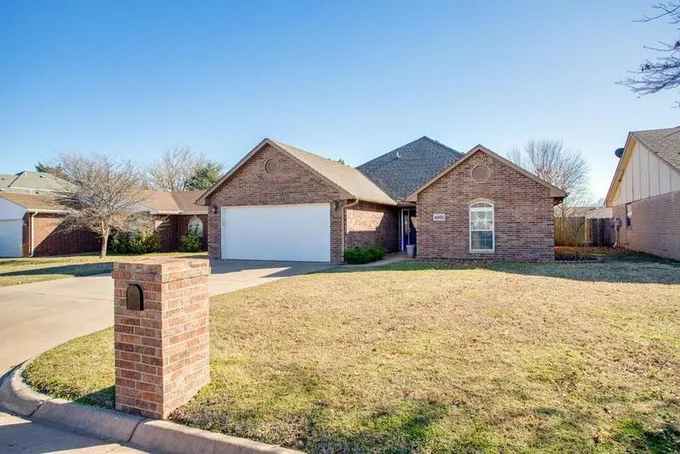 4901 Manchester Dr, Enid, OK 73703  MLS# 20240206 for Sale