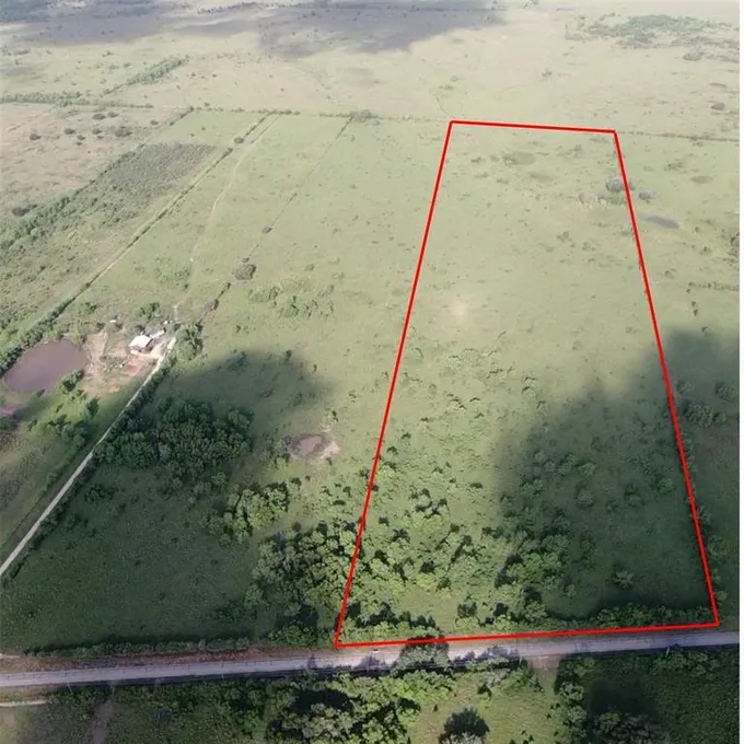 25 County Road, Damon, TX 77430 for Sale