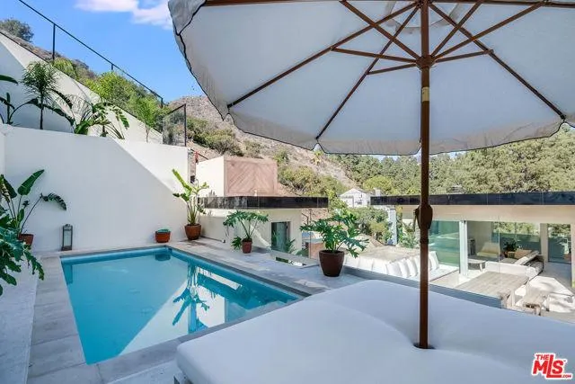 2407 San Marco, Los Angeles CA 90068 for Sale