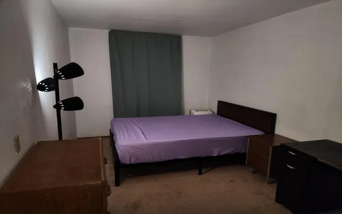 Furnished Culver City, West Los Angeles room for rent in 4 Bedrooms, Apartment for 1250 per month. Room ID 4738926