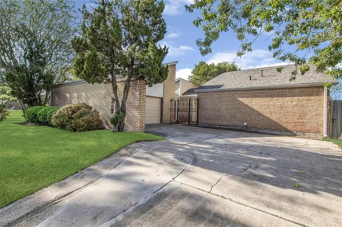 10630 Sageberry Dr, Houston, TX 77089 for Sale