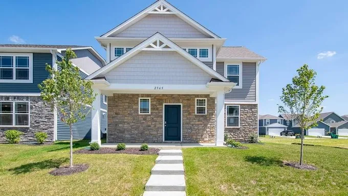 2565 Lamar Dr, Whitestown, IN 46075 for Sale
