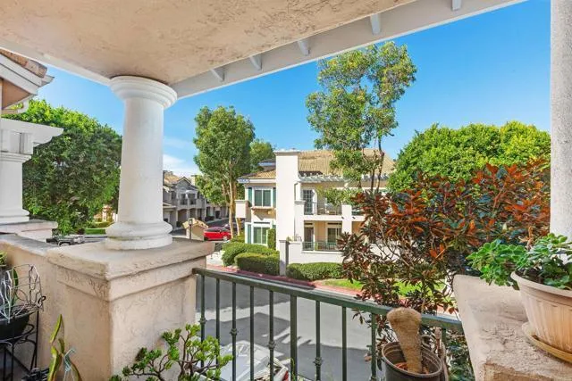 7254 SHORELINE 132, San Diego CA 92122 for Sale