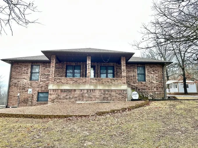 348 W Miller St, Pleasant Hope, MO 65725  MLS# 60260080 for Sale