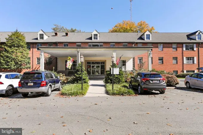 5301 Westbard Circle, Unit 302, Bethesda, MD 20816 for Sale
