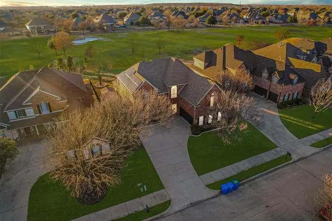 9801 Fairway Vista Dr, Rowlett, TX 75089 for Sale