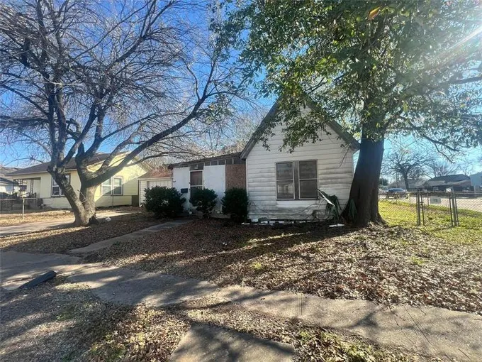 6902 Abilene St, Houston, TX 77020 for Sale