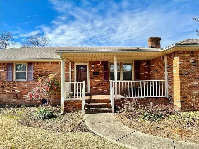 117 S PARLIAMENT DR, Virginia Beach, VA 23462 Single Family Residence For Sale  MLS# 10517827