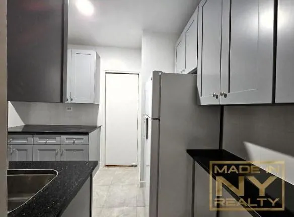 64-41 Saunders St - Queens, NY 11374 - Home For Rent