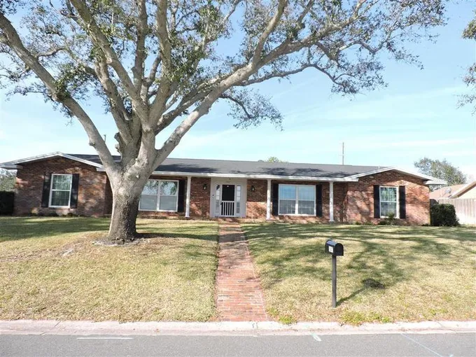 847 Hillside Avenue, Lake Wales, FL 33853 for Sale