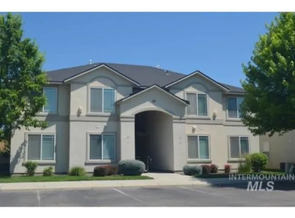 1805 E Overland Rd unit 11 - Meridian, ID 83642 - Home For Rent