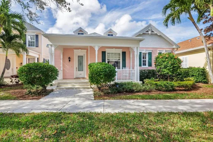 242 New Haven Blvd, Jupiter, FL 33458 - MLS RX-10954981 for Sale