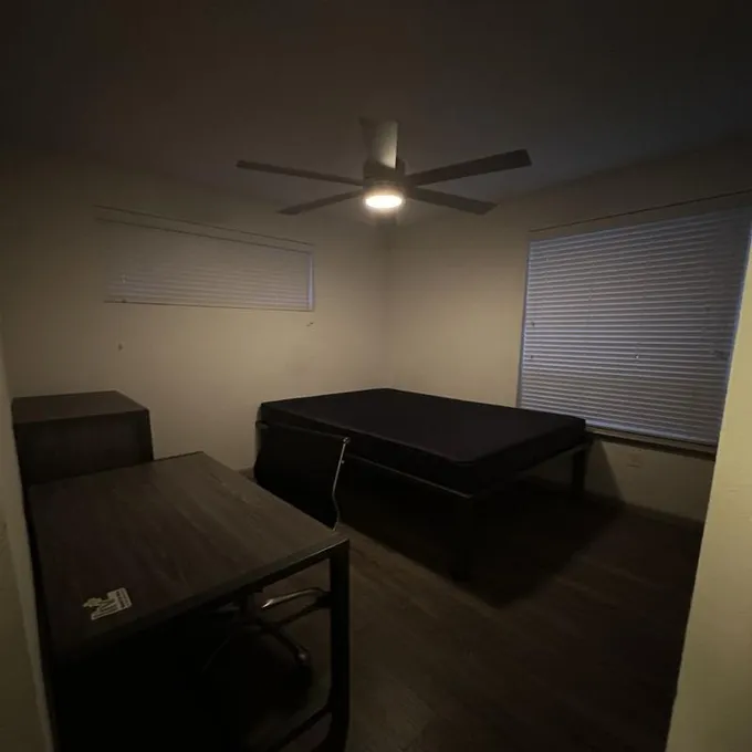 Furnished Arlington, Tarrant County room for rent in 4 Bedrooms, Apartment for 760 per month. Room ID 4738094